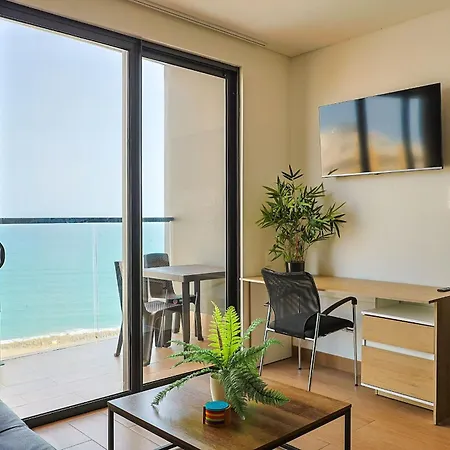 Apartamento Wow Ocean View, Rooftop Pool, Gym & Desk Cartagena