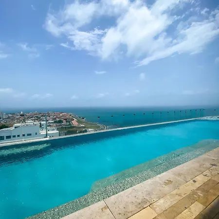 Apartamento Wow Ocean View, Rooftop Pool, Gym & Desk *