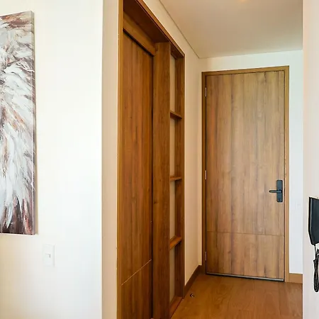Apartment Wow Ocean View, Rooftop Pool, Gym & Desk